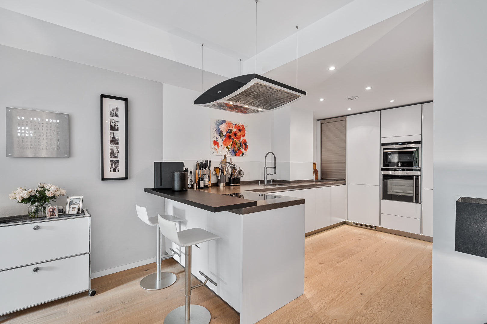 MODERN. RUHIG. STILVOLL UND MITTENDRIN!