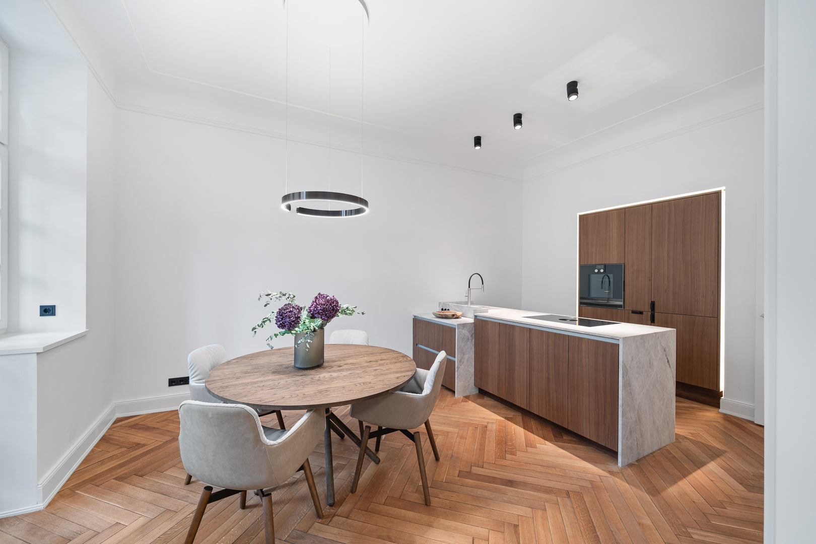 ISESTRAßE HARVESTEHUDE – STILVOLLER ALTBAUTRAUM IM ERSTBEZUG!